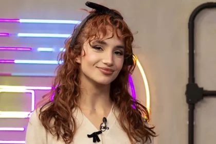 Melody Luz en el programa de streaming refiri茅ndose a la interna familiar de Melody Luz