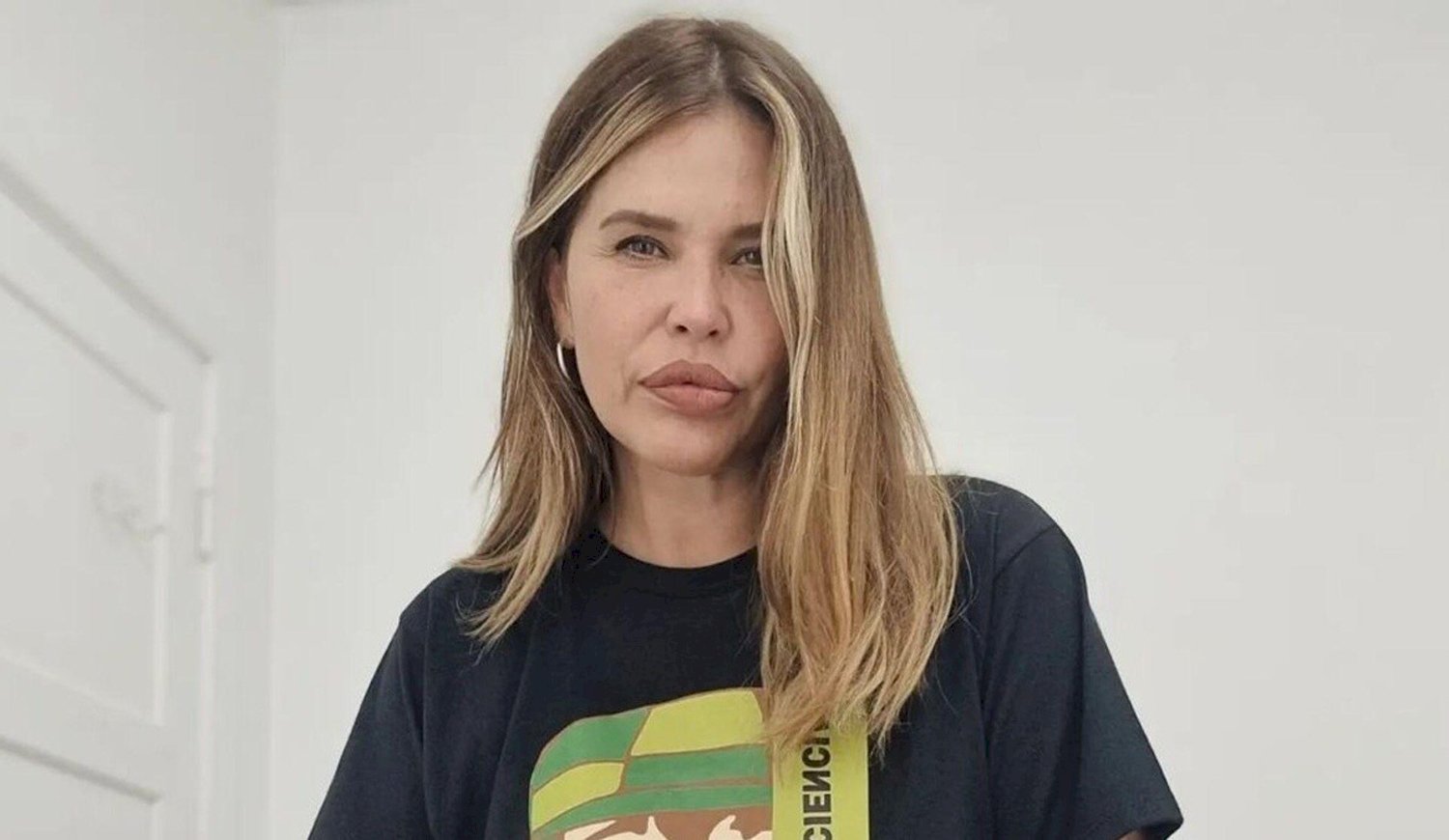 Nazarena Vélez junto a Barbie Pucheta Vélez durante el programa donde recordó el accidente de su hija.