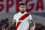 Nicolás Otamendi durante su debut con River tras la autocrítica de Nicolás Otamendi por la derrota ante Barracas Central
