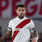 Nicolás Otamendi durante su debut con River tras la autocrítica de Nicolás Otamendi por la derrota ante Barracas Central