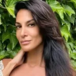 Silvina Escudero confesó episodio durante su programa de streaming mientras relataba una experiencia con una expareja.