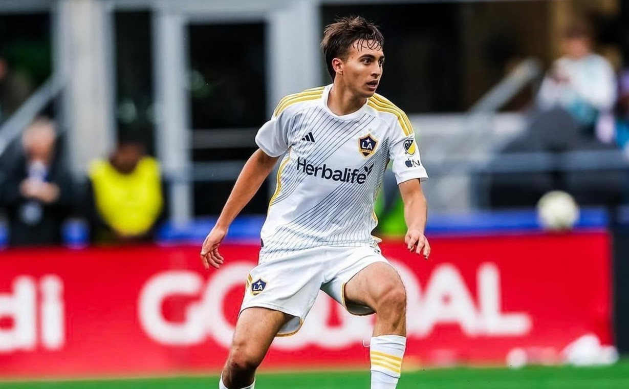 River busca a Julián Aude durante las negociaciones por un nuevo refuerzo defensivo