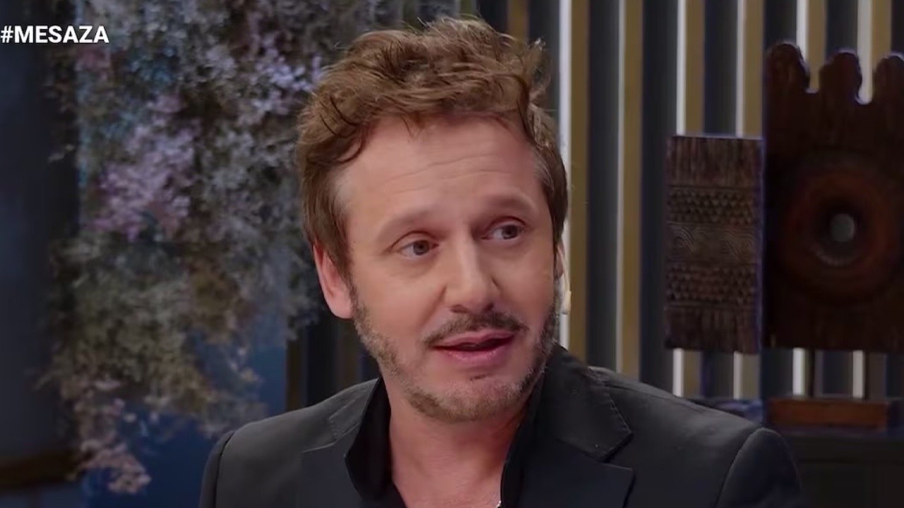 Benjamín Vicuña durante su entrevista sobre Benjamín Vicuña y Anita Espasandín en La Noche de Mirtha