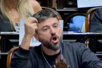 Juan Grabois contra el Gobierno durante sus críticas por las deudas y la situación social