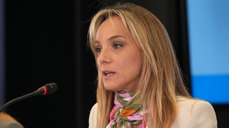 Investigar a Malena Galmarini por el viaje en jet privado al Caribe