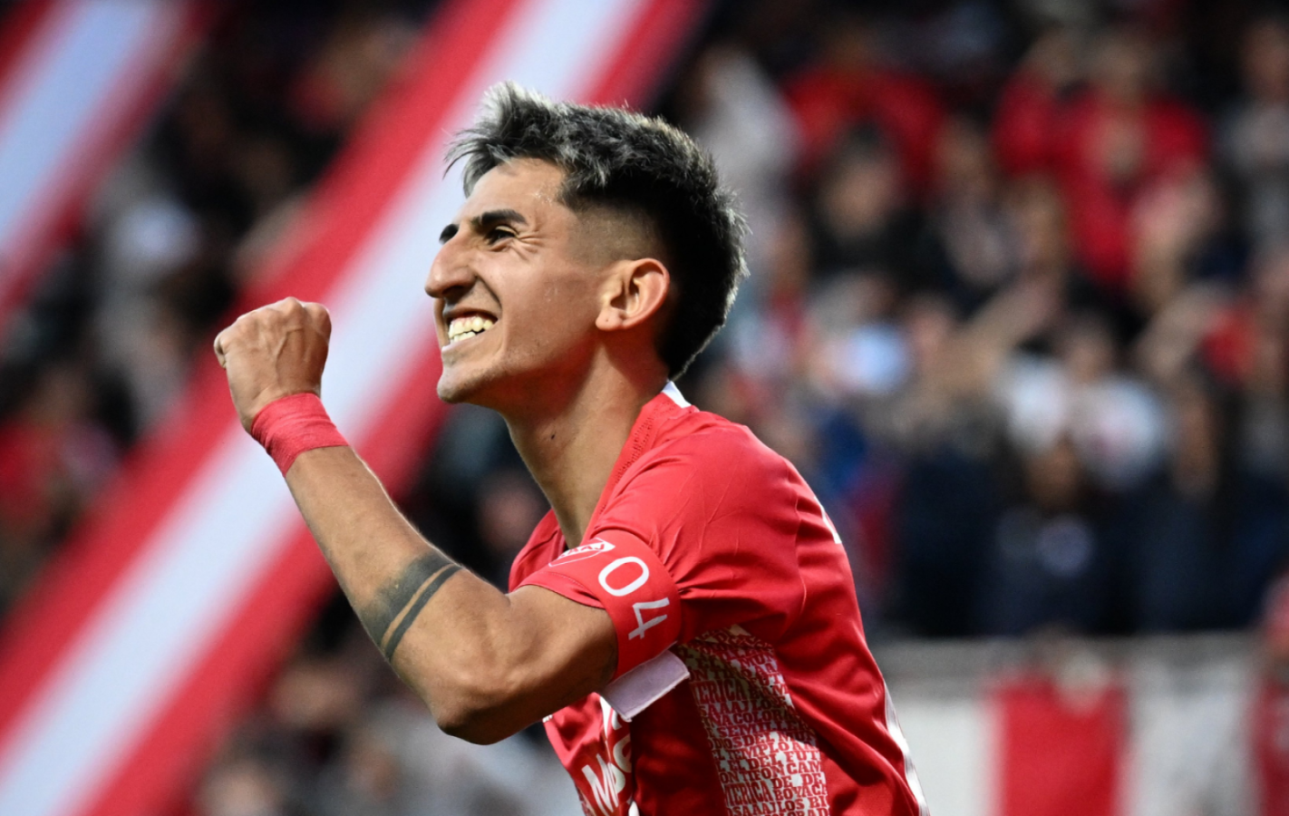 Argentinos Juniors derrotó a Aldosivi y quedó líder del Torneo Clausura