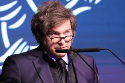 Milei amplió sanciones por Malvinas contra empresas petroleras