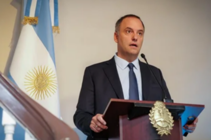 Carlos Maslatón sobre Adorni durante sus declaraciones sobre la investigación judicial