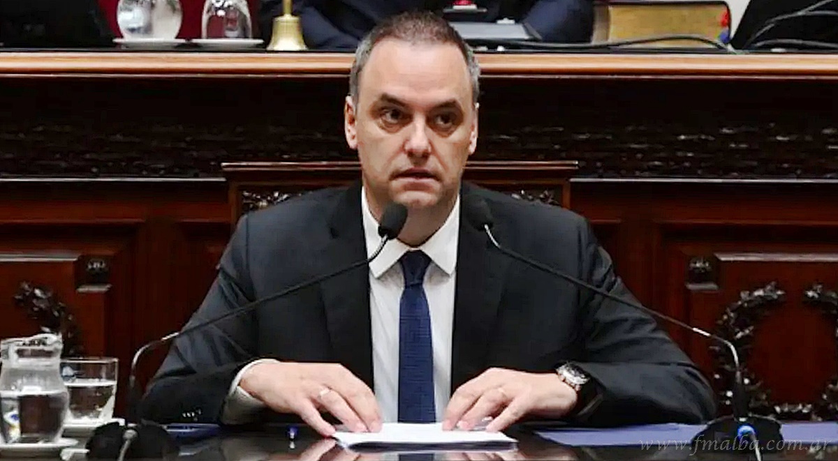 Manuel Adorni ante la Justicia por la investigación sobre su patrimonio