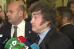 Milei atacó a periodista española durante una entrevista en Madrid y cuestionó al presidente Pedro Sánchez