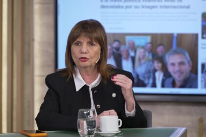 Patricia Bullrich junto a Javier Milei en medio de sus reclamos por la gobernabilidad y los acuerdos políticos para 2027