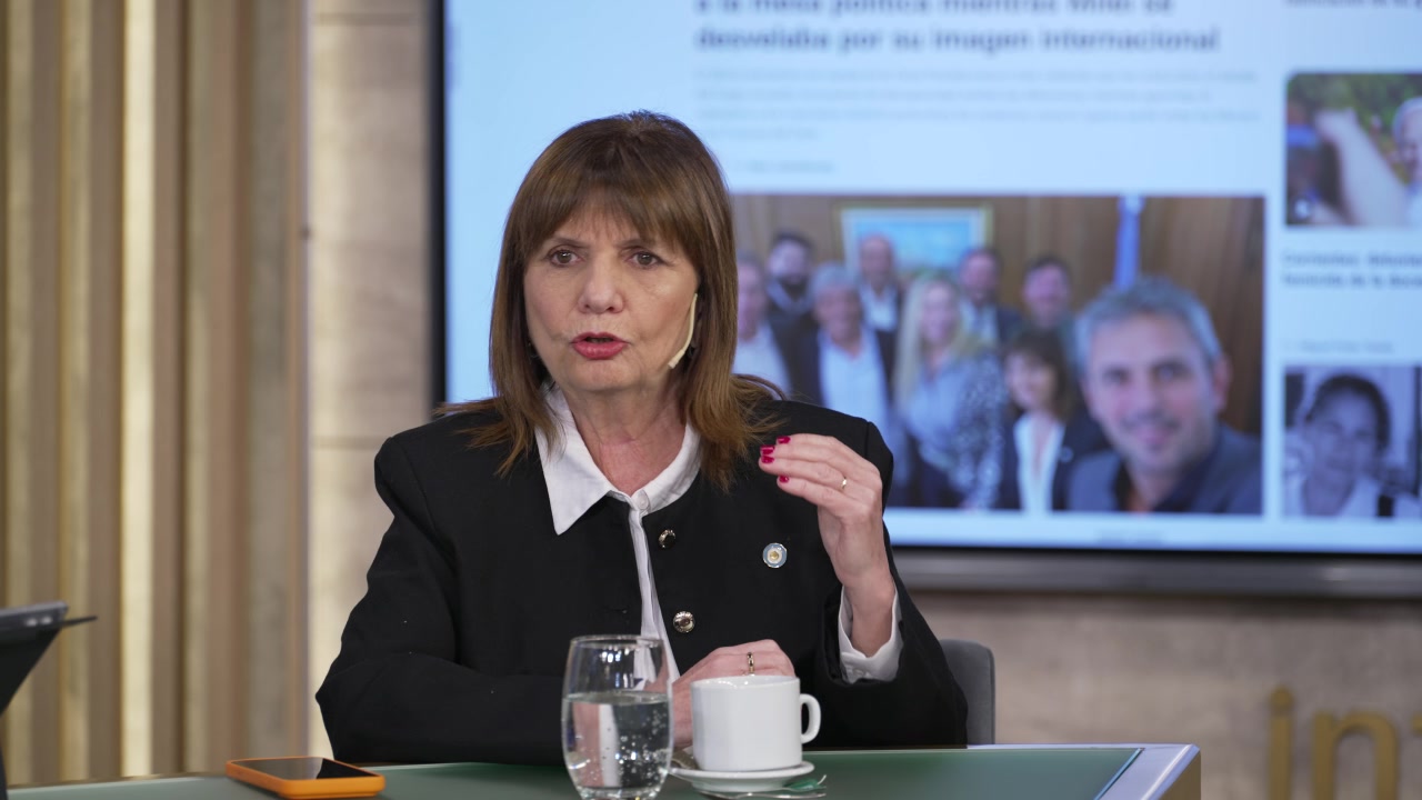 Patricia Bullrich junto a Javier Milei en medio de sus reclamos por la gobernabilidad y los acuerdos políticos para 2027