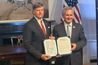 Ley de soberanía sobre Malvinas: Christopher Landau y Pablo Quirno durante el encuentro diplomático entre Argentina y Estados Unidos en Buenos Aires.