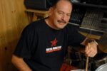Carlos Riganti baterista de Alas murió a los 75 años. Pedro Aznar, Lito Vitale y otros músicos lo despidieron con emotivos mensajes.
